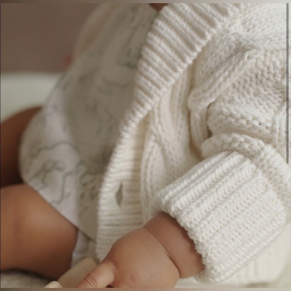 Banana Republic Baby Sweater - Picture 7 of 8